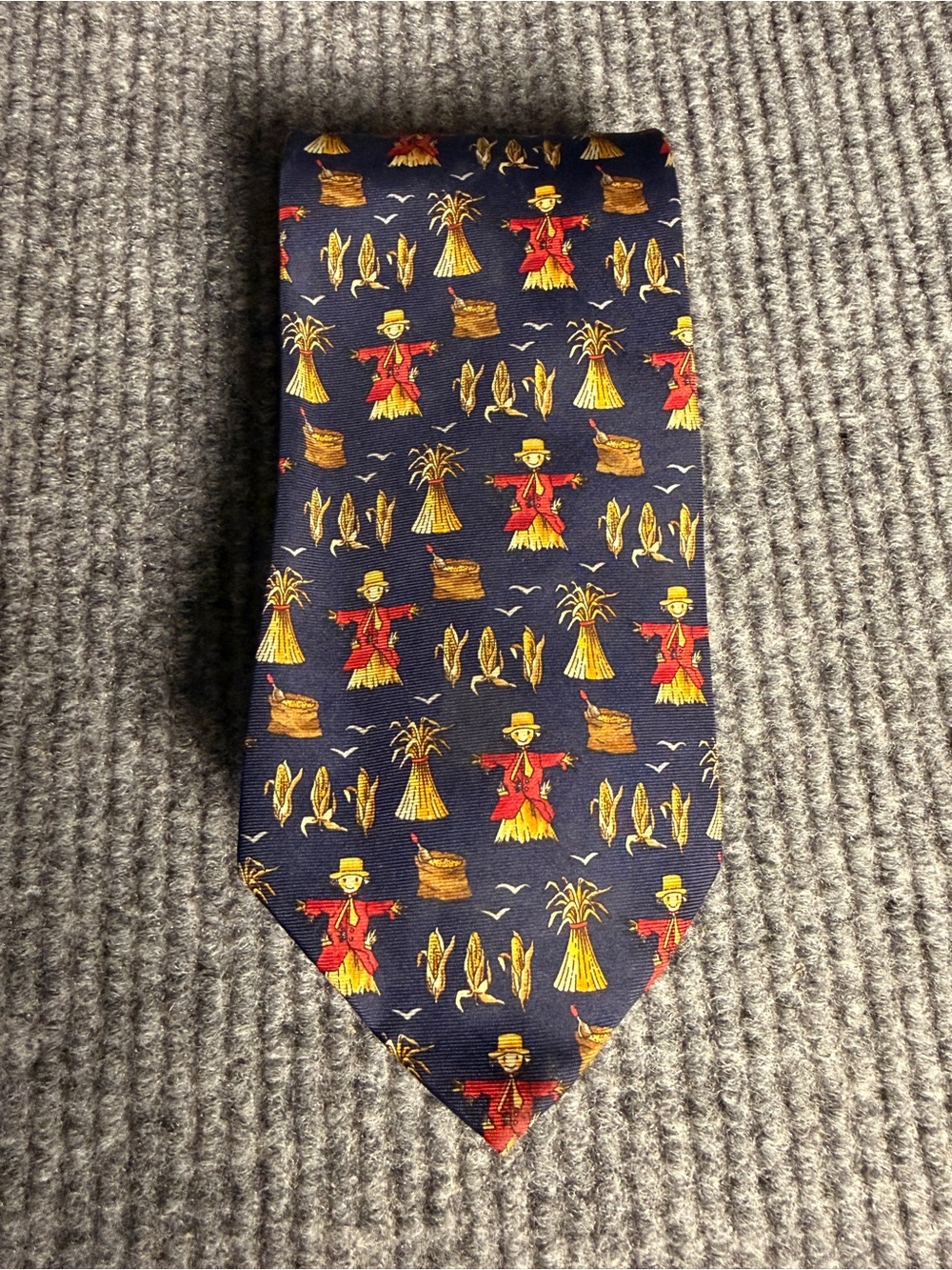 Beaufort Tie Rack Men’s 100% Silk Tie Fall Harvest Scarecrow Navy Blue Italy